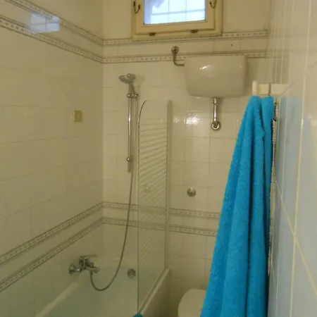 게스트하우스 Tra I Tetti Con Bagno Privato